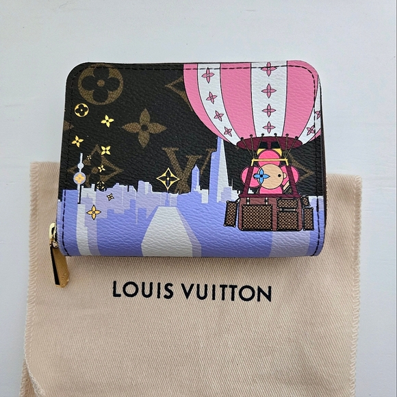 Louis Vuitton Ltd Edition Monogram Holiday Vivienne Hot Air Balloon Zippy Wallet - Picture 2 of 12